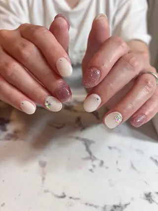 ネイル ｈｕｉｔ． 結衣のネイルデザイン