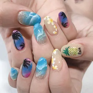 ネイル 東 千夏のネイルデザイン