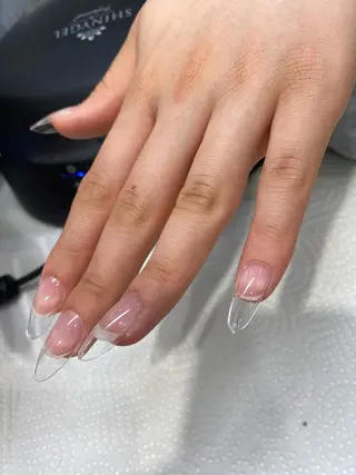 ネイル NAILSTUDIO401所属・ジェルチップ長さだし 専門ネイルサロンのネイルデザイン