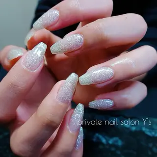 ネイル YUMI NAGAI  のネイルデザイン