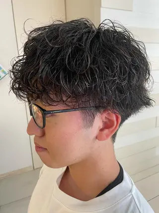 ショート カラー パーマ ヘアアレンジ メンズ キッズ SHUN メンズパーマのヘアスタイル