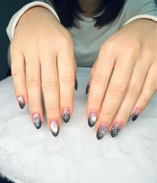 ミディアム 高橋みい 【Jrネイリスト】のネイルデザイン