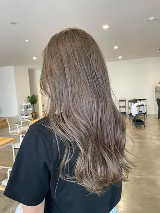 ロング see.所属・鈴木 つかさのヘアスタイル