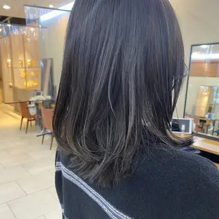 セミロング カラー あやめ【顔まわり/レ イヤー/柔らかカラ】のヘアスタイル