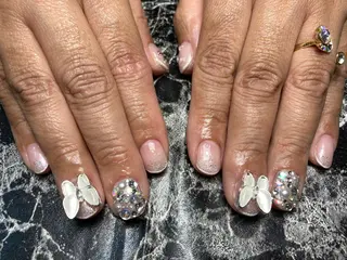 ショート ネイル ✴︎ Delightのネイルデザイン