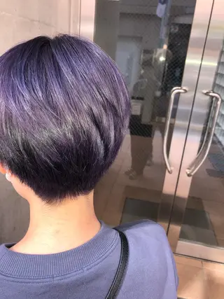 ショート カラー ROKKAN所属・ROKKAN motoのヘアスタイル