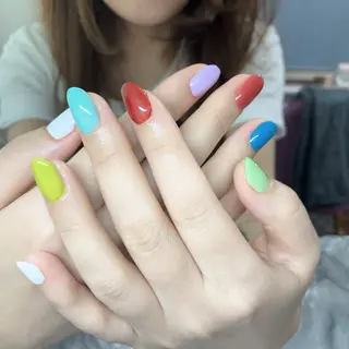 ネイル 高木 維麗絲のネイルデザイン