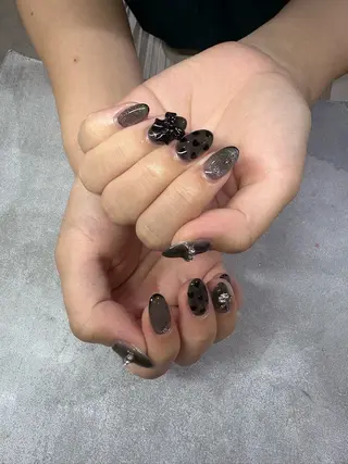 ネイル アンリッシュ新宿店 kousakaのネイルデザイン