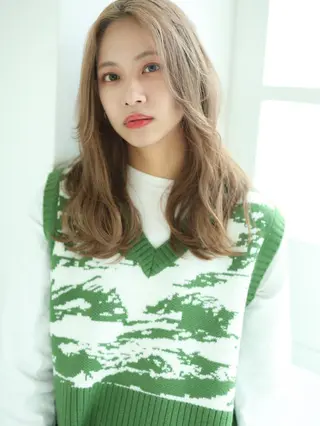 セミロング カラー 兼平大地 inity心斎橋のヘアスタイル