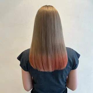 セミロング カラー 店長ハイトーンカラー 柞山史奈のヘアスタイル