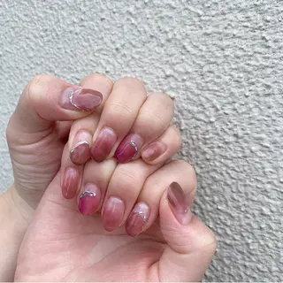 ネイル 佐藤 穂乃香のネイルデザイン