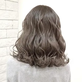 ミディアム カラー Le Lien カジのヘアスタイル