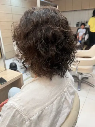 メンズ 艶グレージュカラー 美髪特化美容師のヘアスタイル