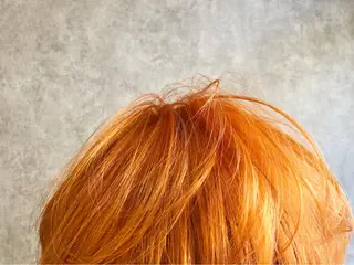 ショート カラー 顔周りレイヤー/韓国 ブリーチminamiのヘアスタイル