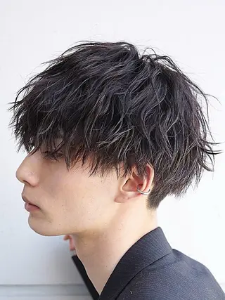ショート パーマ メンズ 菅野 智敬のヘアスタイル