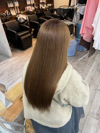 平野 優菜 / 透明感 ツヤ 暖色のヘアスタイル