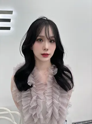 ロング カラー 韓国風暗髪ヘア🤍 🫧MIREIのヘアスタイル