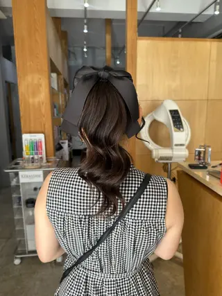 ミディアム miloc MOMOKAのヘアスタイル