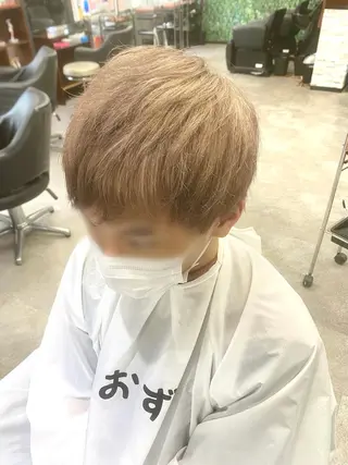 ショート カラー メンズ シールエクステ特化 ハイトーン、NANAのヘアスタイル