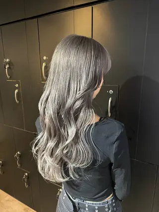 セミロング カラー ヘアアレンジ 海外/ハイトーン🪽 ☯️ami☯️のヘアスタイル