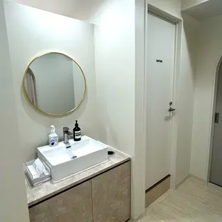 𝒅𝒆.新宿 Harukaのマツエク・マツパデザイン