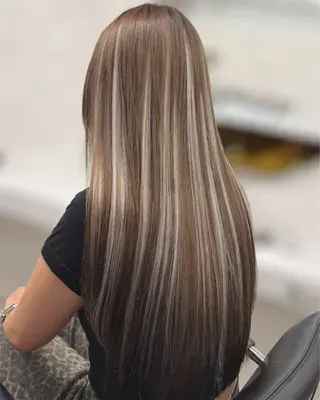 ミディアム 🍎森貝洋亮🍎 ブリーチカラー特化のヘアスタイル