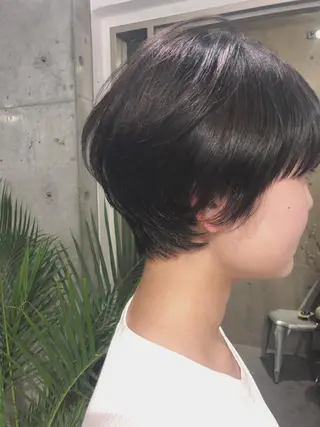 ショート 🌈圧倒的デザイン力 内井省吾のヘアスタイル