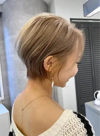 ショート 塩川 和弥のヘアスタイル