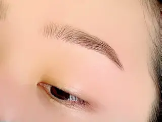 アイブロウ Cheri所属・きし かりんの眉毛・アイブロウイメージ