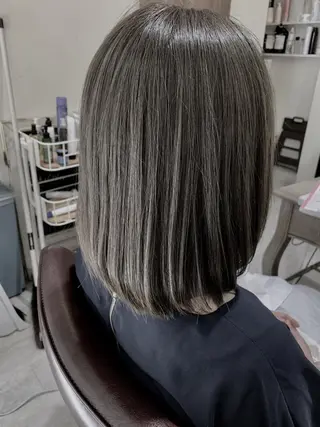 セミロング 🌻大人ツヤかわいい ⭐️根本麻美のヘアスタイル