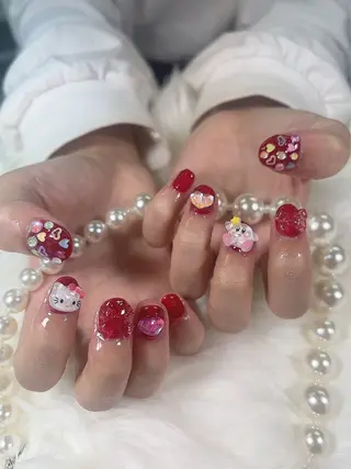 ミディアム Hanaai Salon新宿店のネイルデザイン