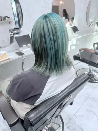 ミディアム カラー 🌈派手髪ハイトーン 🌈鈴木亮太🌈のヘアスタイル