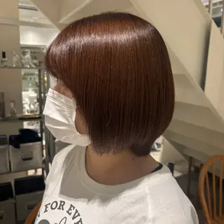 ショート カラー 林 咲弥那のヘアスタイル