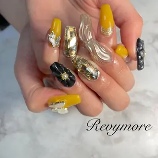 ネイル nail salon Revymore所属・nail salon Revymoreのネイルデザイン