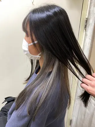 セミロング カラー 美髪改善・ブリーチ tadasuke⭐️のヘアスタイル