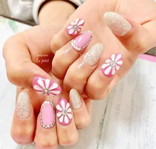 ネイル 石野 広佳のネイルデザイン