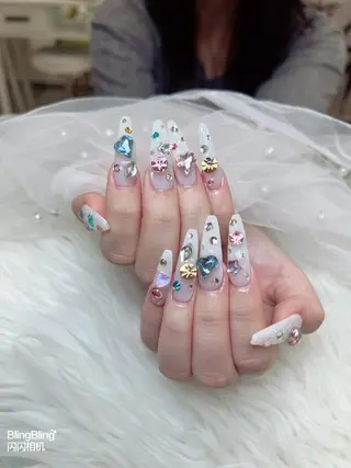 ネイル 🌻 Momoko_のネイルデザイン