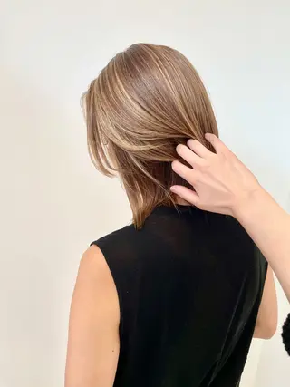 ミディアム カラー ショートヘアカラー 山本のヘアスタイル