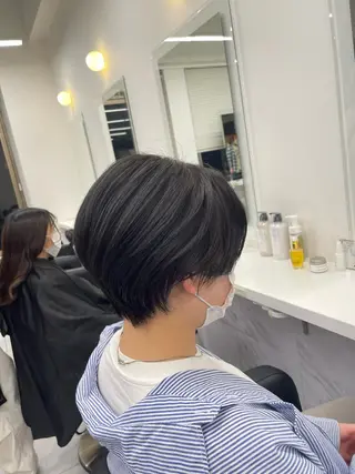 ショート カラー パーマ ヘアアレンジ メンズ キッズ ネイル マツエク・マツパ アイブロウ 🦋透明感グレージュ /韓国レイヤー🦋のヘアスタイル