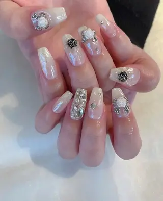 ネイル Lyna 池袋のネイルデザイン