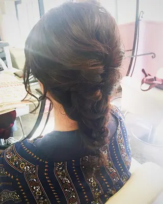 セミロング カラー パーマ ヘアアレンジ 表参道Lise おおいしおりのヘアスタイル