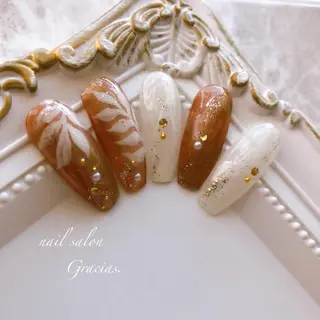 ネイル Gracias. rieのネイルデザイン