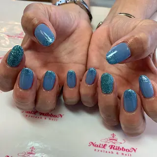 ネイル ネイルリボン 受付スタッフのネイルデザイン