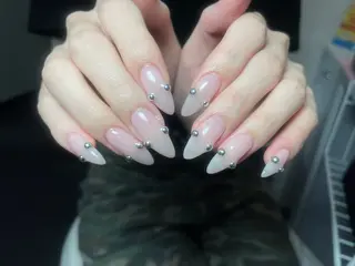 ネイル J&C Nail Salon吉祥寺所属・YU KIのネイルデザイン