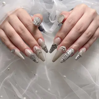 ネイル ENsalon Takareiのネイルデザイン