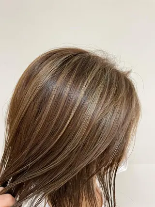 ミディアム カラー ヘアアレンジ 【Sweep】おじま のぞみのヘアスタイル