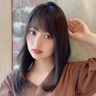 セミロング On所属・新宿　ショート・ボブ カットモデル募集のヘアスタイル