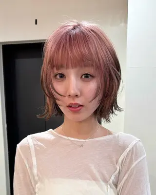 ショート カラー ふみさん/ブリーチ/ ボブ/ウルフのヘアスタイル