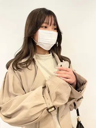 セミロング カラー 佐藤 永夏のヘアスタイル