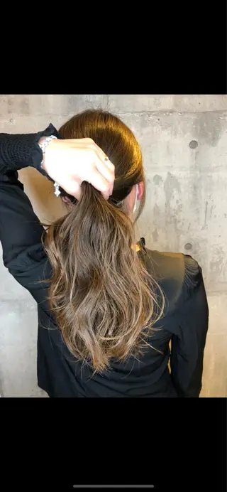 ロング 【髪質改善🌿】木本 志歩のヘアスタイル